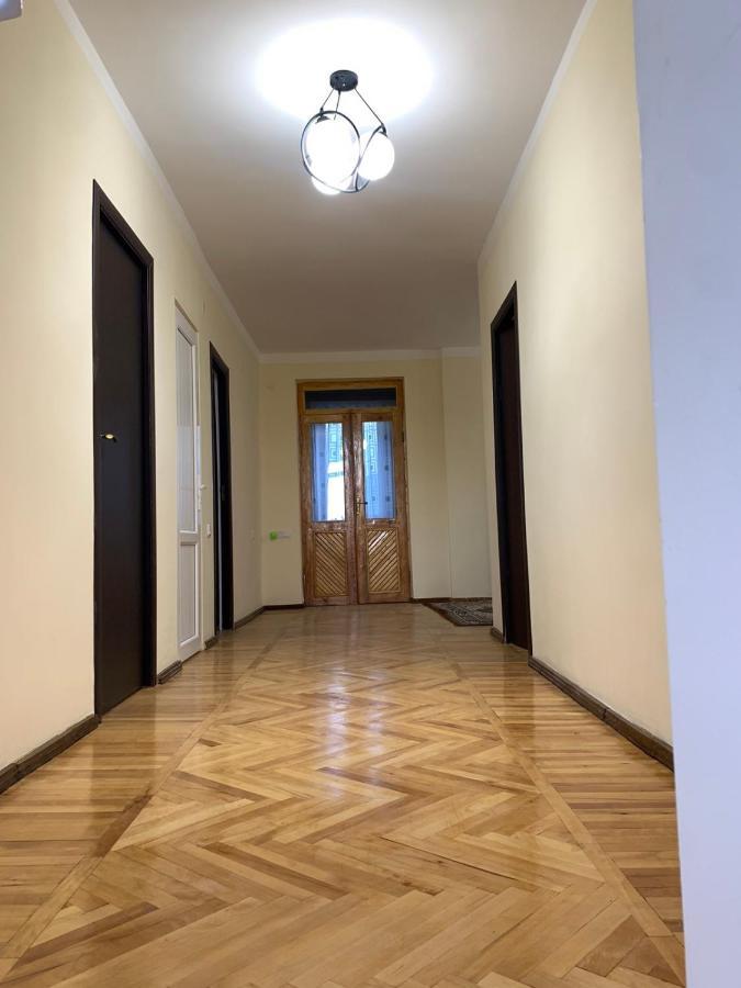 Mitane Hotel Sisian Bagian luar foto