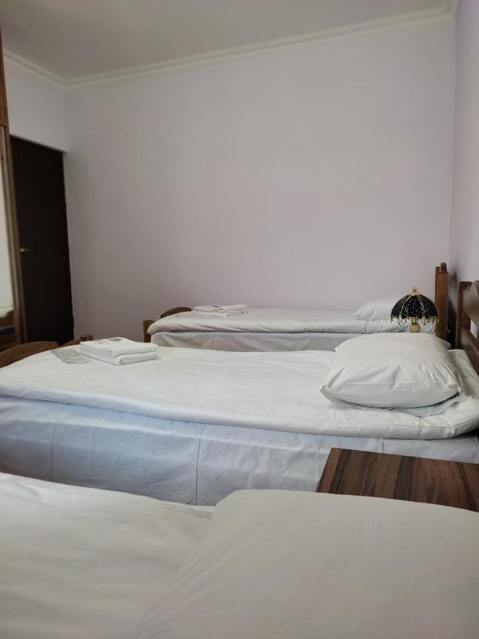 Mitane Hotel Sisian Bagian luar foto