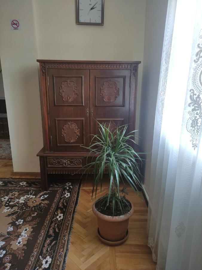 Mitane Hotel Sisian Bagian luar foto